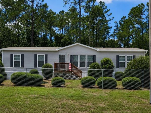 213 GAIL Drive, Satsuma, FL 32189