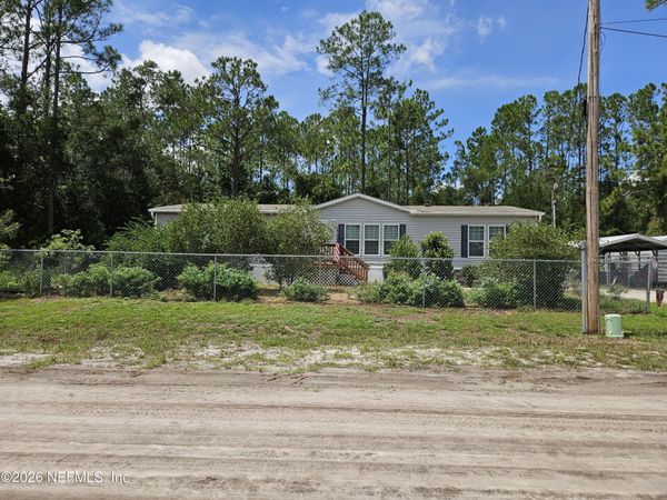 213 GAIL Drive, Satsuma, FL 32189