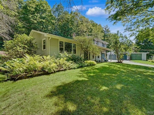 6667 Hunters Creek Road, South Wales, NY 14139