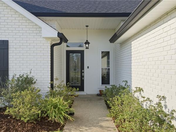 204 LAUREL Court , Luling, LA 70070