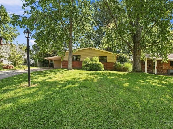 5690 Long Field Drive, Miami Twp, OH 45150
