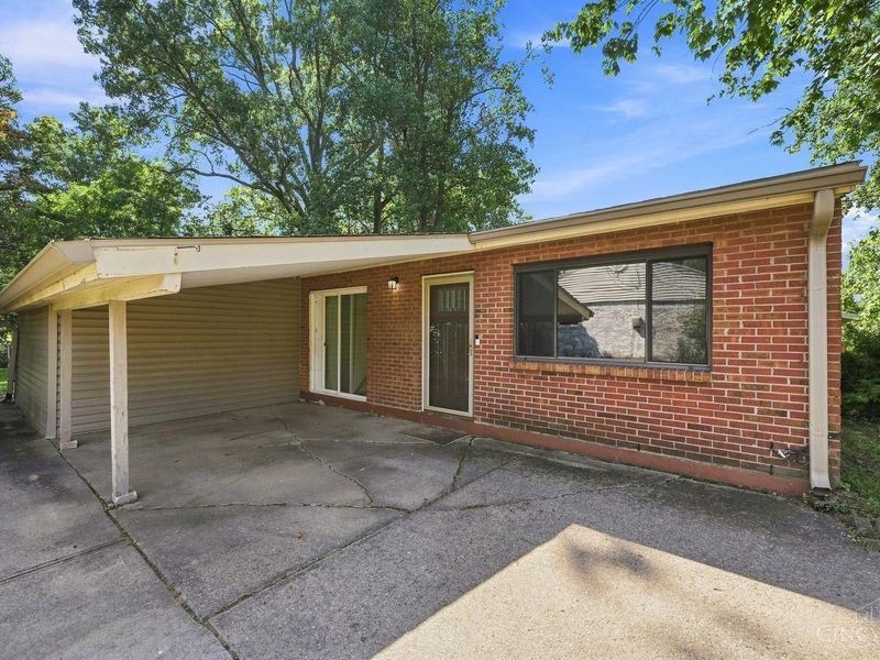 5690 Long Field Drive, Miami Township, OH 45150 Photo 5
