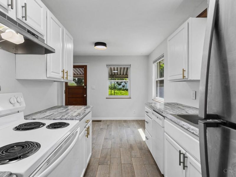 2361 E Galbraith Road, Reading, OH 45237 Photo 16