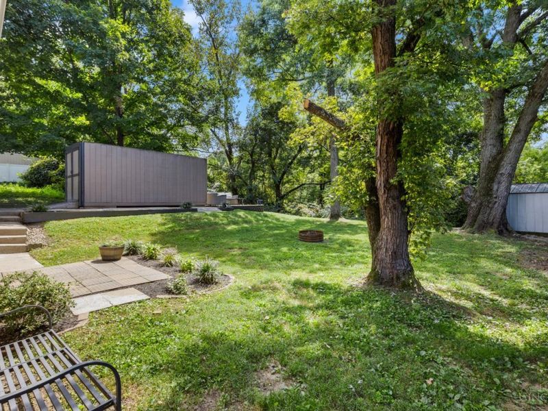 2361 E Galbraith Road, Reading, OH 45237 Photo 31
