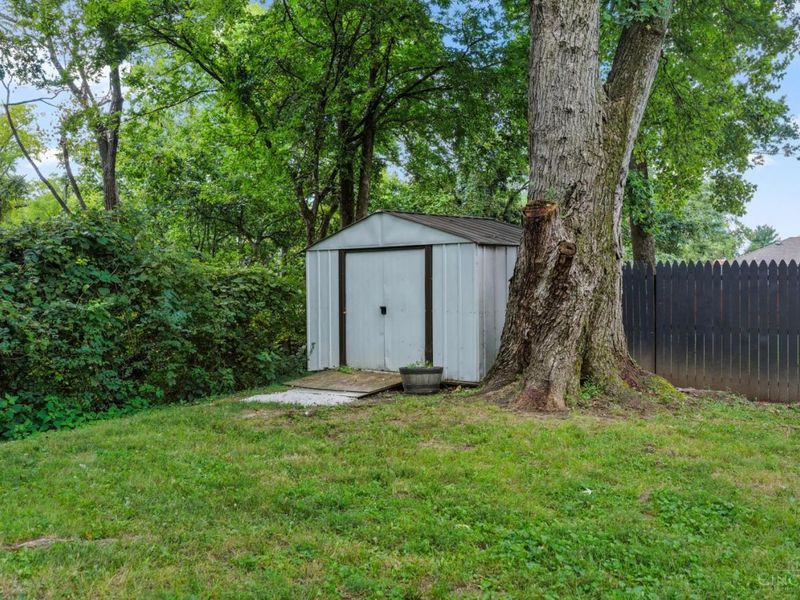 2361 E Galbraith Road, Reading, OH 45237 Photo 39