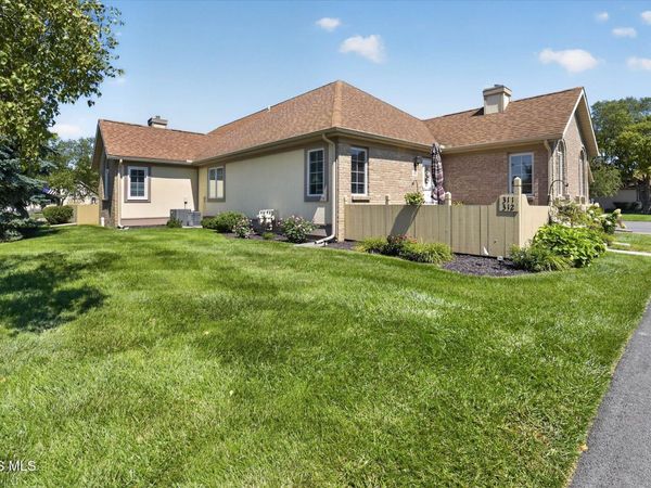 311 Turnbury Lane, Perrysburg, OH 43551