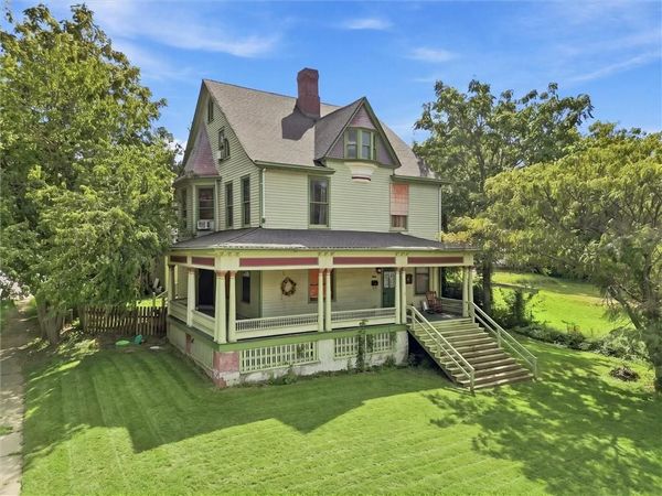 1521 Franklin Avenue, Lexington, MO 64067