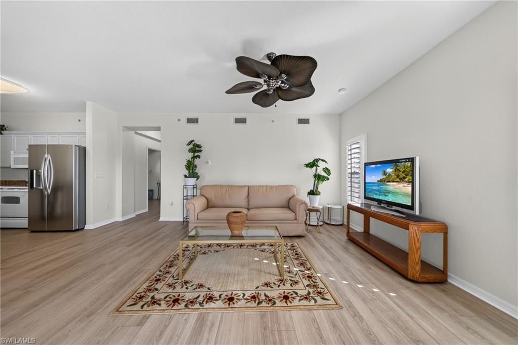 10041 Lake Cove Dr, Unit 202, Fort Myers, FL 33908 Photo