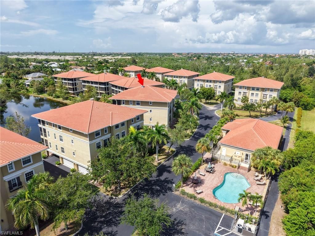 10041 Lake Cove Dr, Unit 202, Fort Myers, FL 33908 Photo
