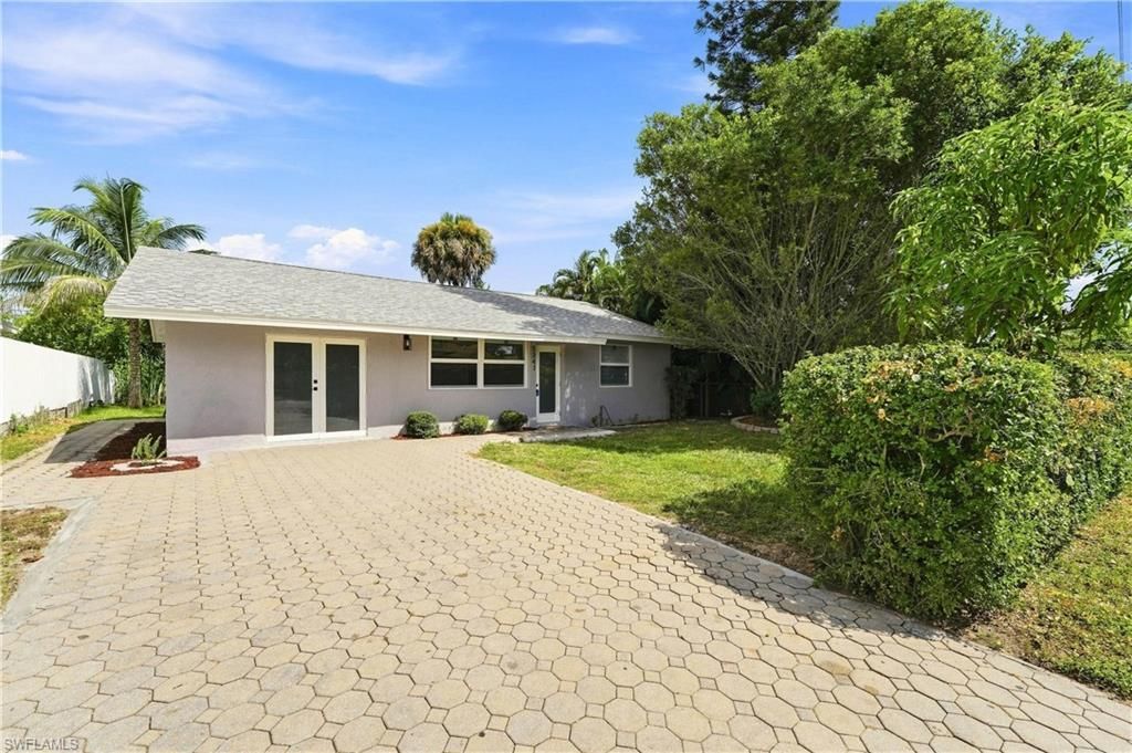 5341 Martin St, Naples, FL 34113 Photo