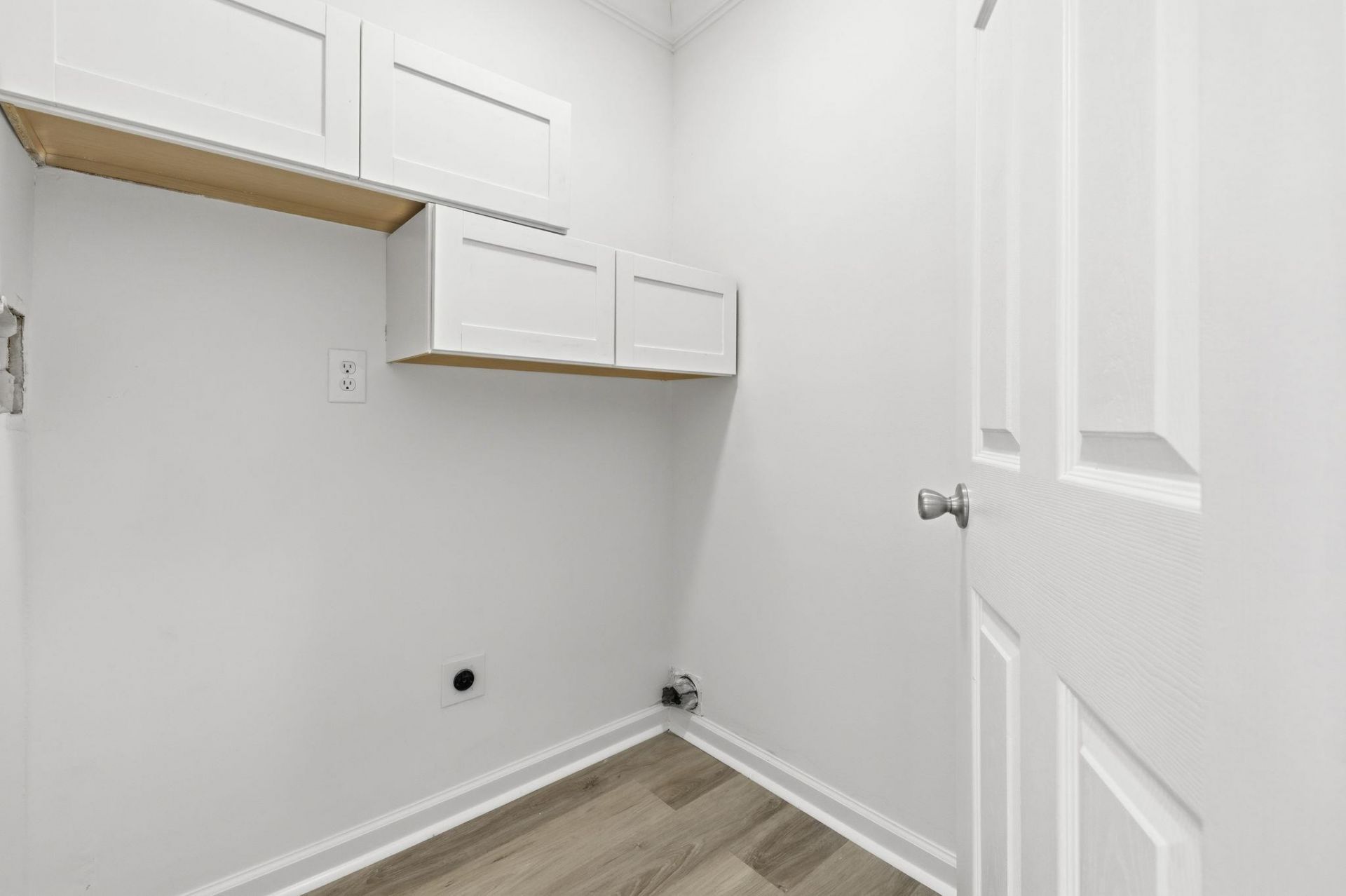 809 Larue Ct.  Photo 13