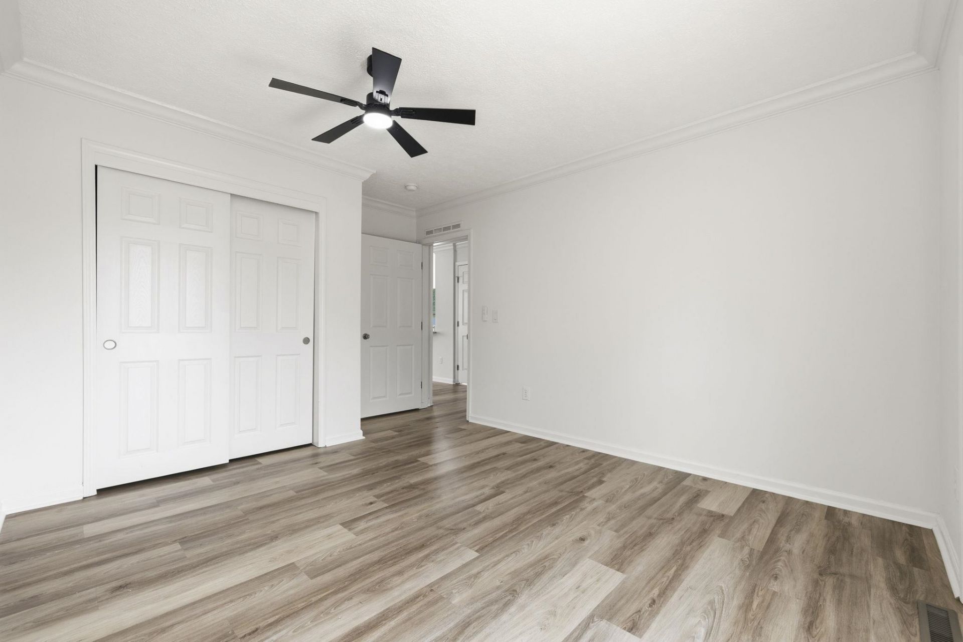 809 Larue Ct.  Photo 18