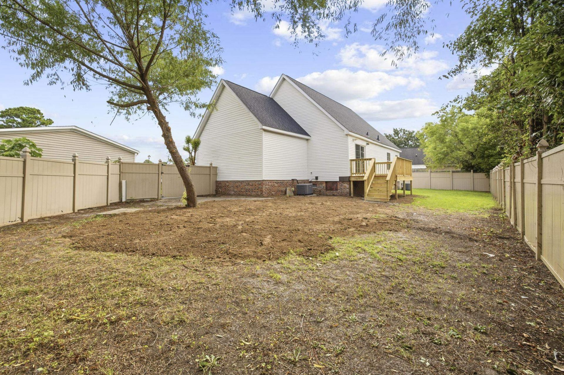 809 Larue Ct.  Photo 30