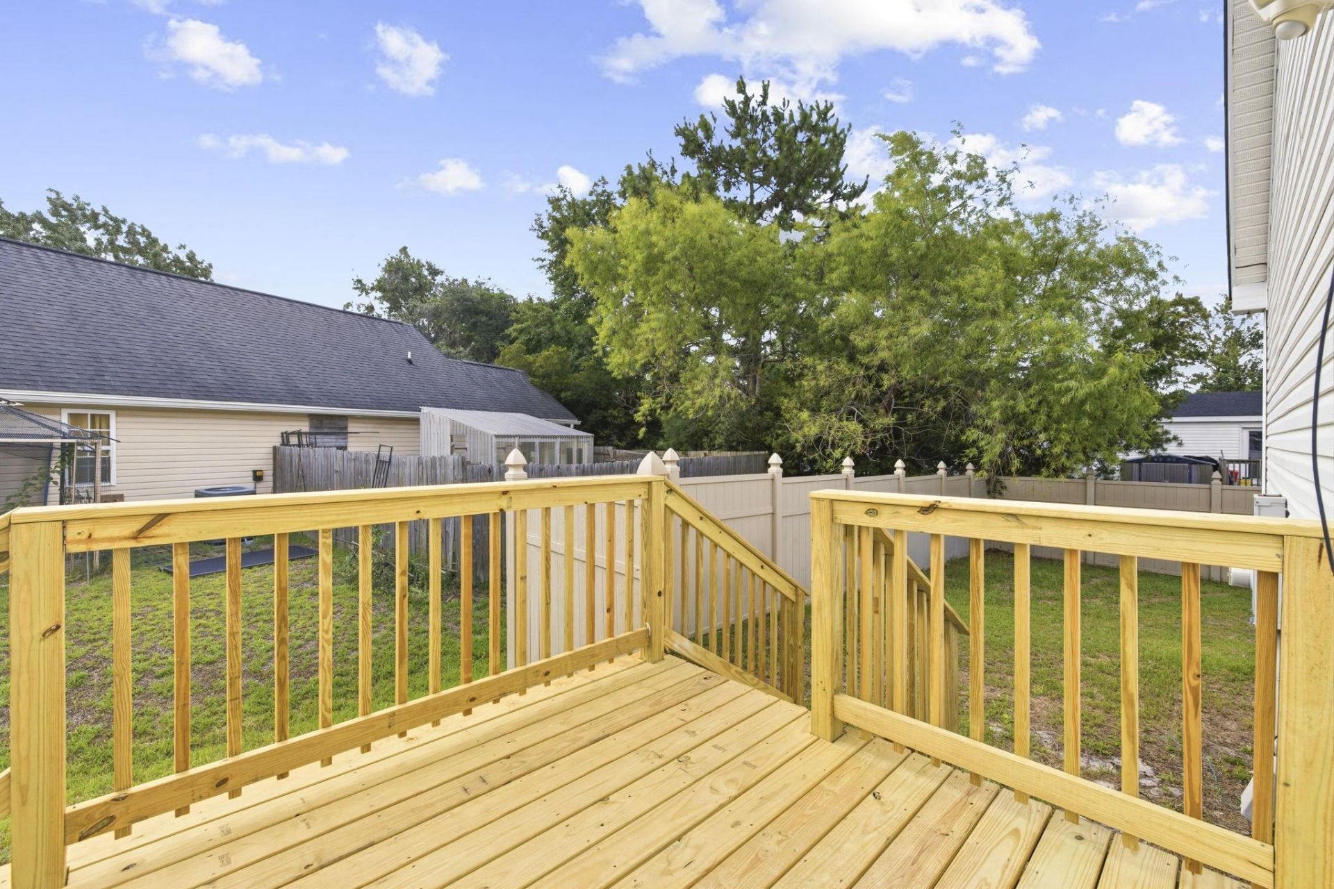 809 Larue Ct.  Photo 33