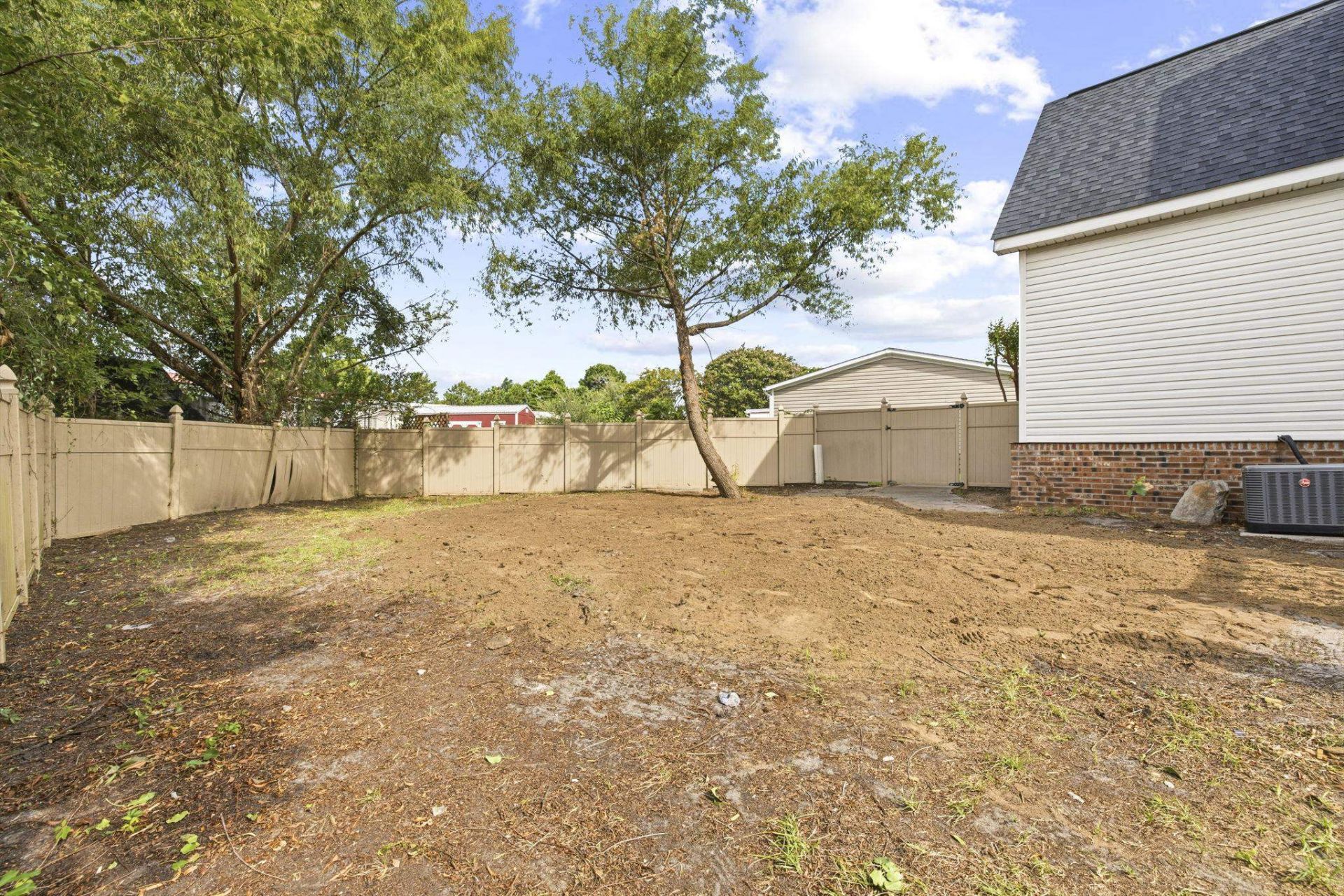 809 Larue Ct.  Photo 34