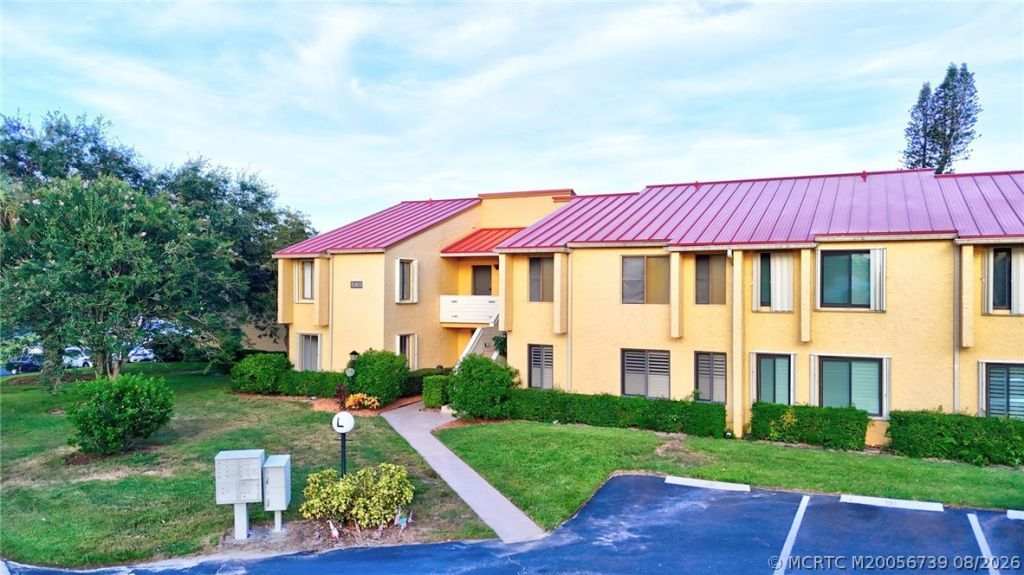 5303 SE Miles Grant Road, Unit L101, Stuart, FL 34997 Photo