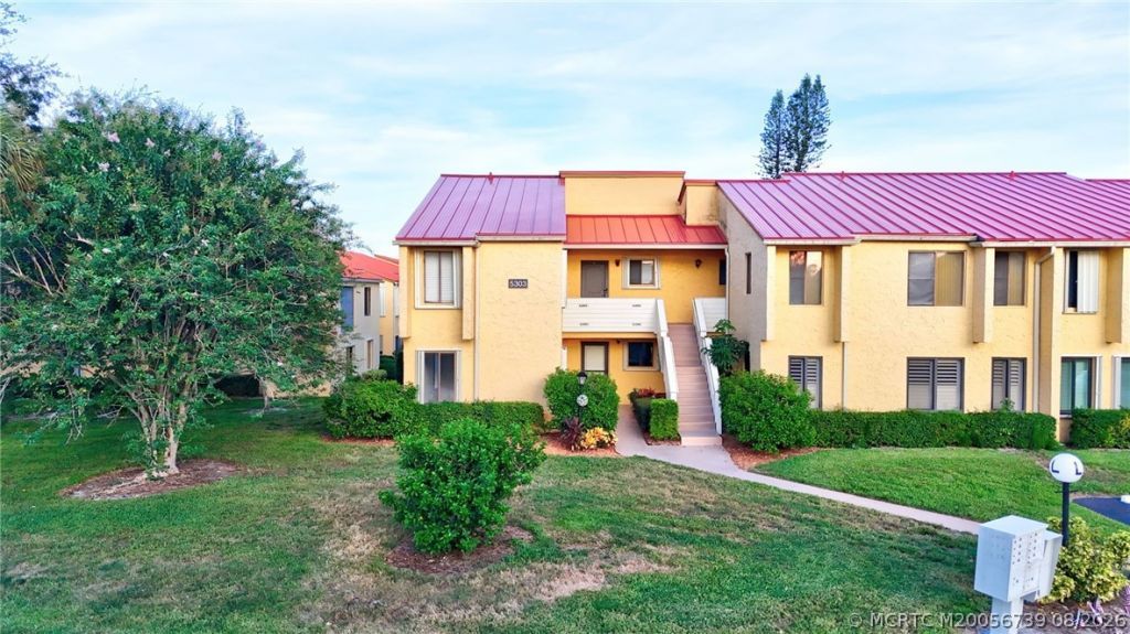 5303 SE Miles Grant Road, Unit L101, Stuart, FL 34997 Photo