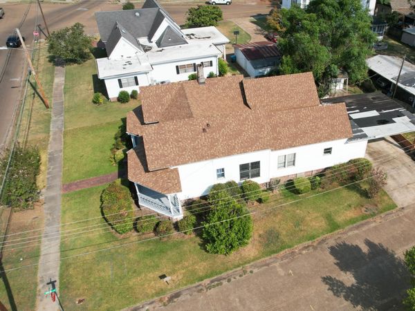 29 South Street, Grenada, MS 38901