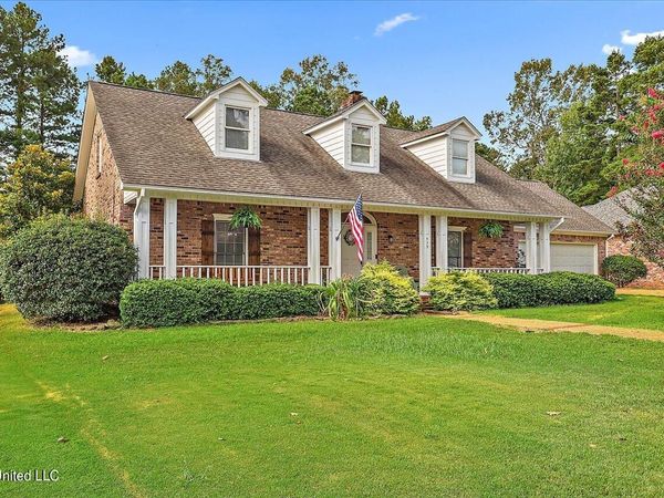 439 Woodlands Circle, Brandon, MS 39047