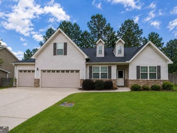 205 Christopher Luke Circle, Perry, GA 31069