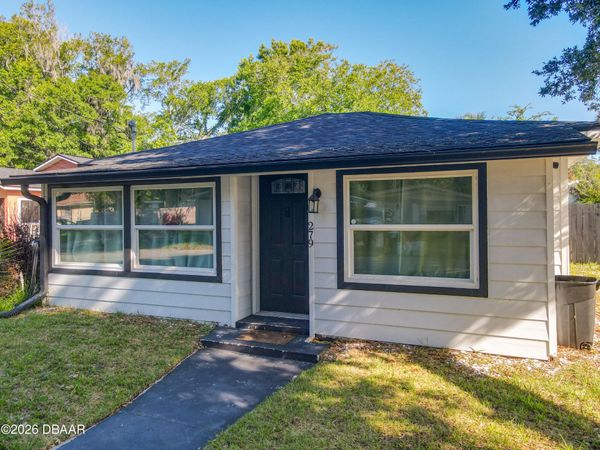 279 Selden Avenue, Ormond Beach, FL 32174