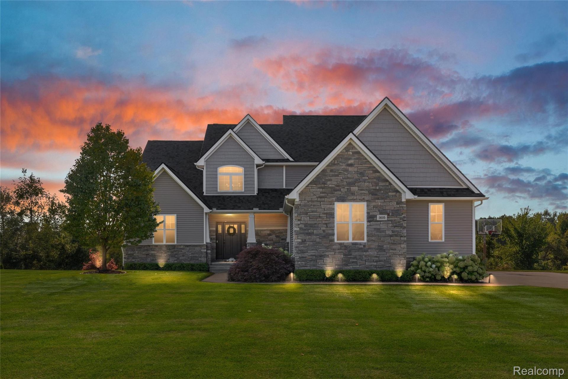 305 Baintree Boulevard, Brighton Township, Mi 48114 Main Photo