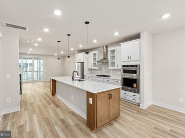 20804 CLOONGEE TERRACE , DULLES, VA 20166
