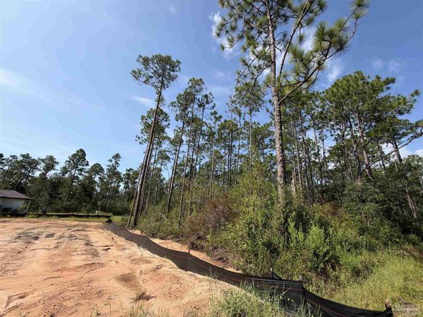 000 N 23rd Ave, Milton, FL 32583