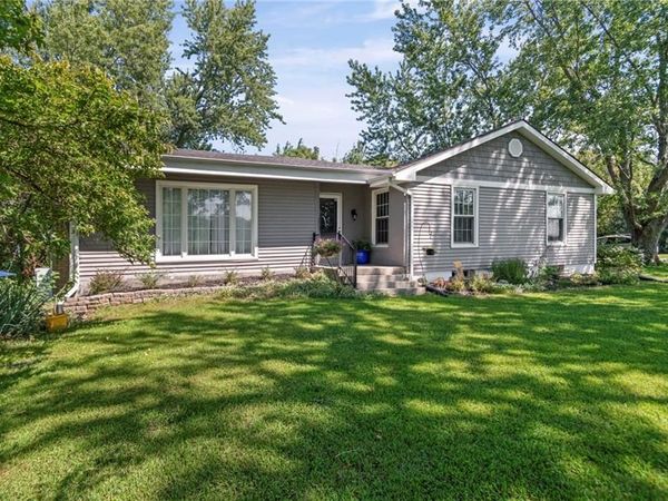 2392 NE H Highway, Turney, MO 64493