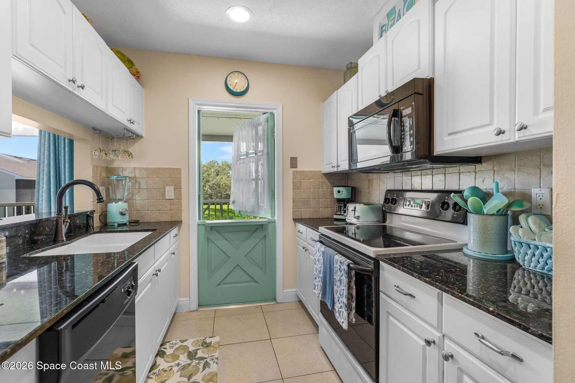 3209 S Lakeview Circle , Unit 8202, Fort Pierce, FL 34949 Photo