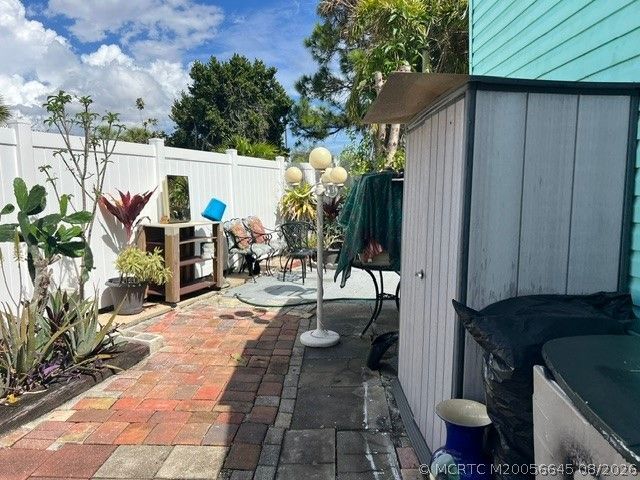 9 N Eric Circle, Greenacres, FL 33463 Photo