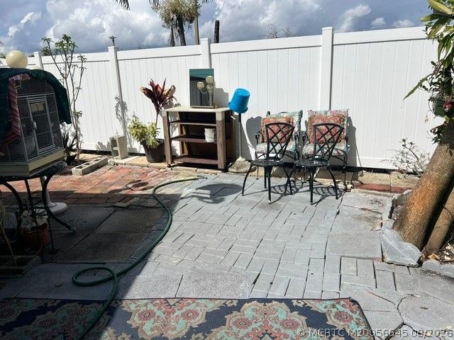 9 N Eric Circle, Greenacres, FL 33463 Photo