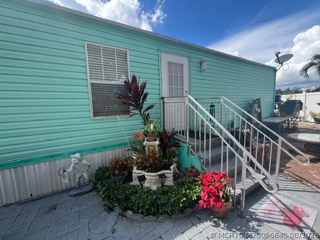 9 N Eric Circle, Greenacres, FL 33463 Photo