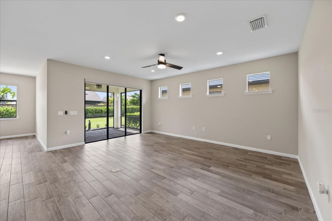 16723 Blackwater Terrace, Bradenton, FL 34202 Photo
