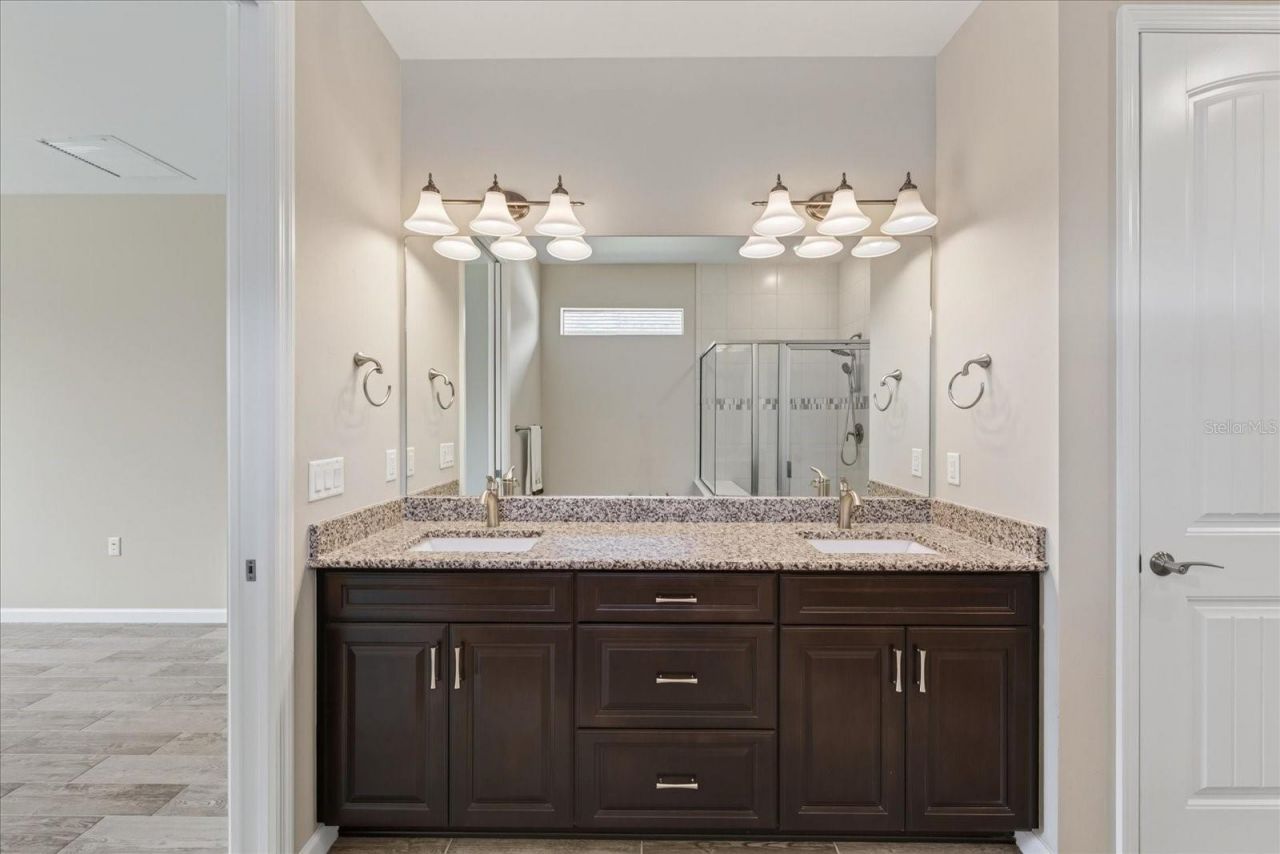 16723 Blackwater Terrace, Bradenton, FL 34202 Photo