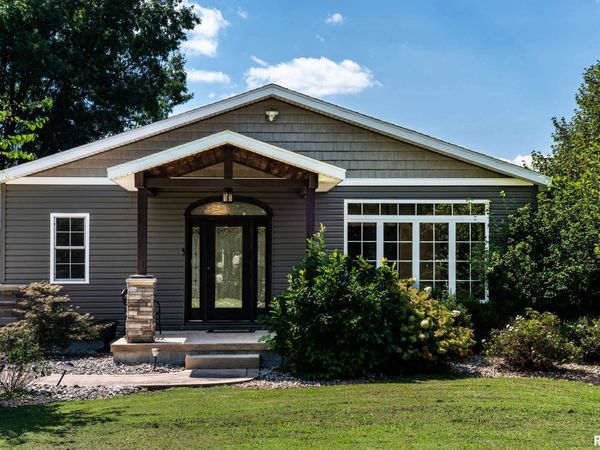 2385 ROSE Lane, West Frankfort, IL 62896