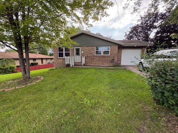 929 N Johnston Avenue, ROCKFORD, IL 61101