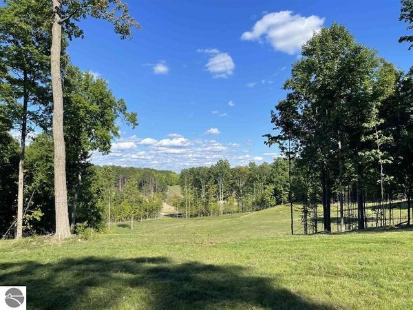 5904 Elkhorn Road, Kingsley, MI 49649