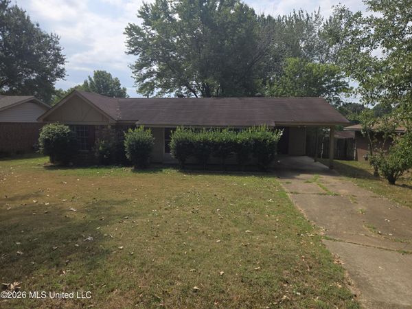 3375 Greenway Drive, Horn Lake, MS 38637