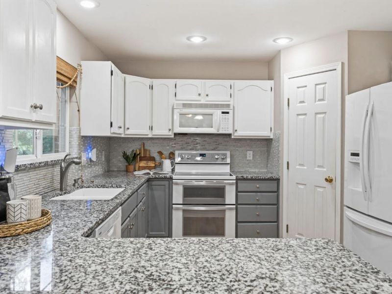 1554 Hunt Club Drive, Milford, OH 45150 Photo 19