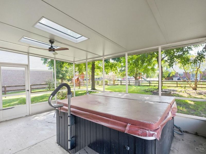 1554 Hunt Club Drive, Milford, OH 45150 Photo 62