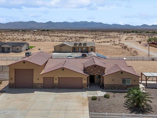 24039 W Cavedale Drive, Wittmann, AZ 85361
