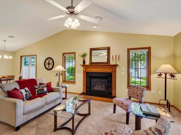 640 Springbrook Circle, Deforest, WI 53532