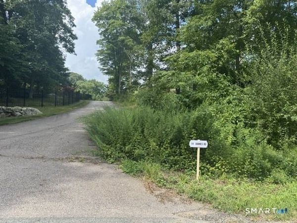 14 Barnes , Stonington, CT 06378