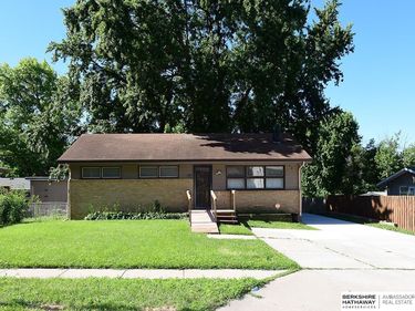 5609 Taylor Street, Omaha, NE 68104
