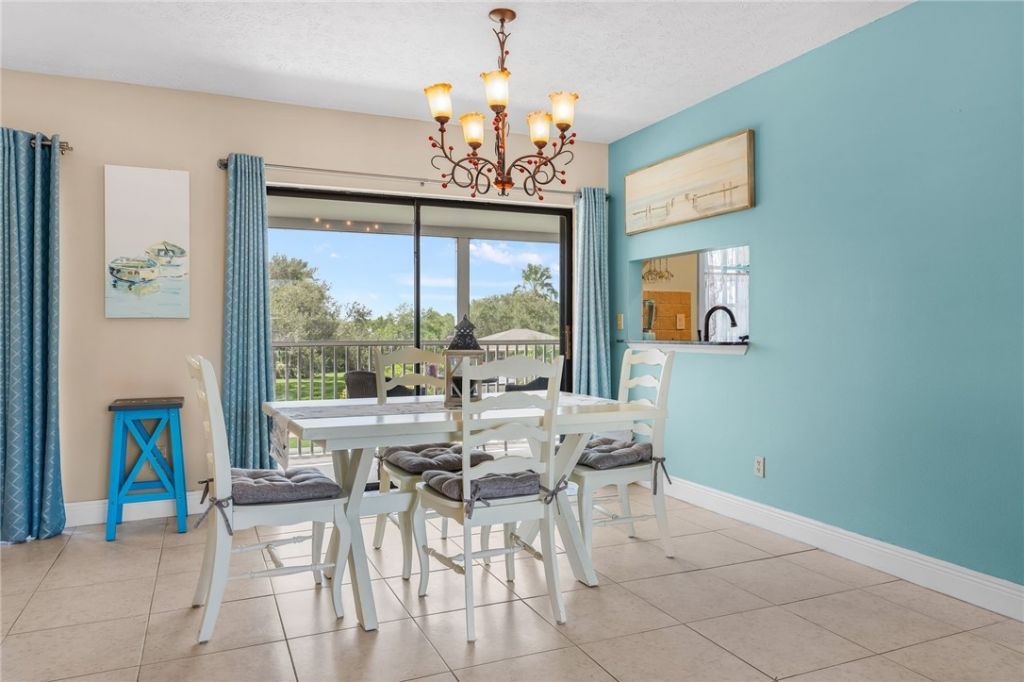 3209 S Lakeview Circle, Unit 8202, Hutchinson Island, FL 34949 Photo
