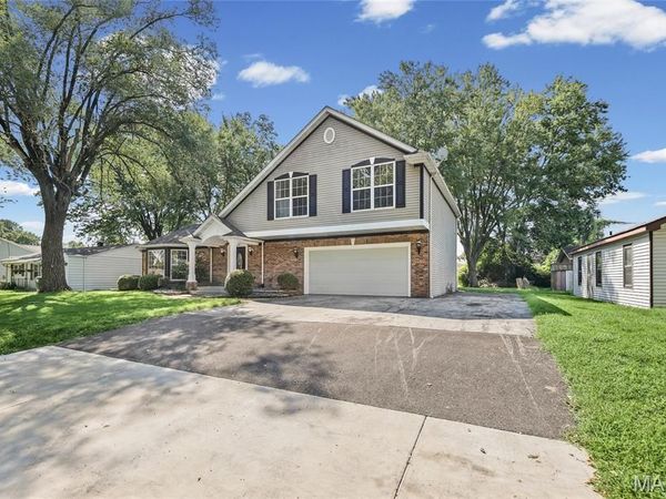 210 Stites Avenue , Fairview Heights, IL 62208