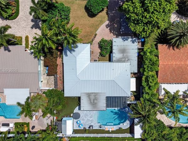 2049 Windward Dr , Lauderdale By The Sea, FL 33062