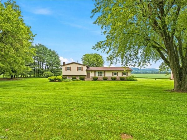 44480 US Highway 36 , Coshocton, OH 43812