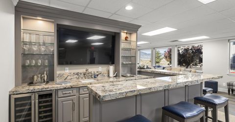 2319 P51 Court, Unit Offce B, Minden, NV 89423 Photo
